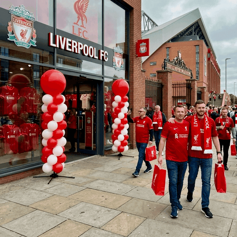 Globos coloridos para decoración de fútbol
