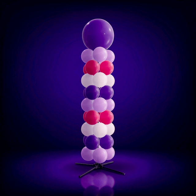 Columna de globos PilaMania con globo superior XL en tonos morados