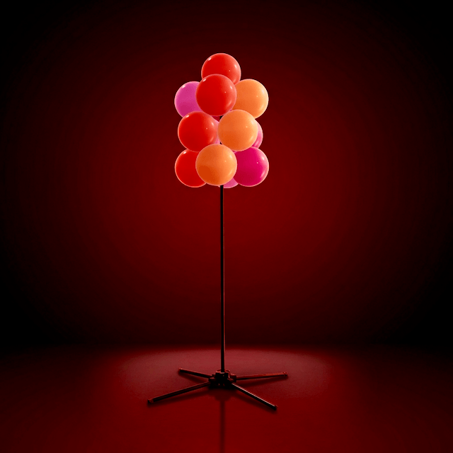 Racimo de globos de pie PilaMania con 13 globos sobre base X-frame