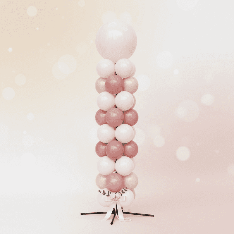 Columna de globos blanca para decoración de bodas